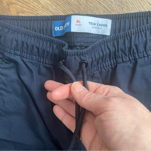 Old Navy Built-In Flex Tapered Tech Pants Boys Size XL 14-16 Navy Blue - Picture 6 of 7